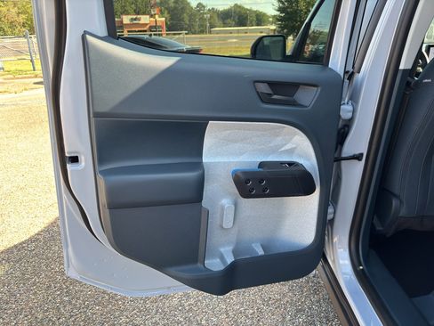 New 2025 Ford Maverick XLT w/ XLT Luxury Package image 15