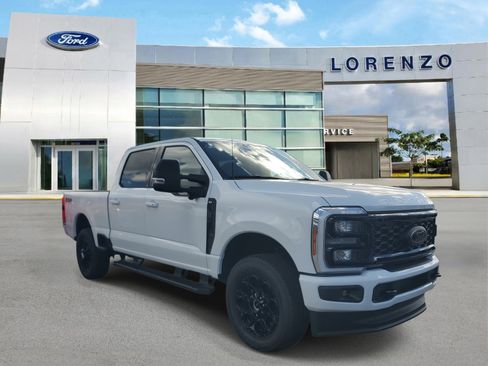 New 2026 Ford F250 XLT w/ XLT Premium Package image 3