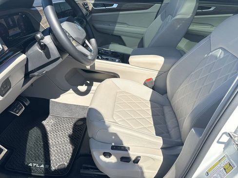 New 2025 Volkswagen Atlas SEL Premium R-Line image 12