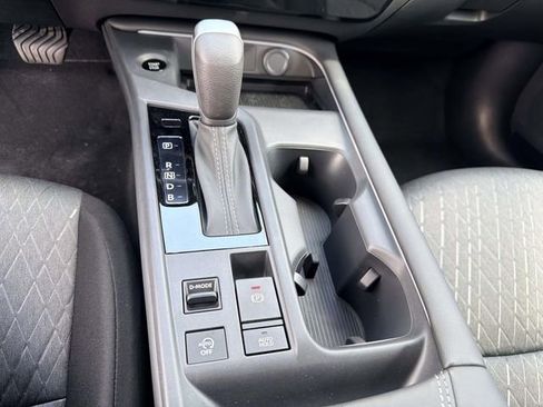 New 2026 Nissan Sentra SV w/ SV Convenience Package FWD image 24