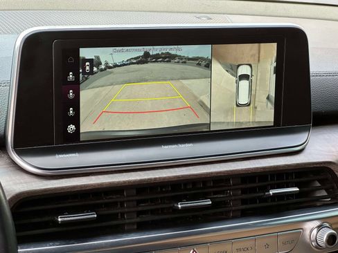 Used 2022 Kia Telluride SX w/ Towing Package FWD image 21