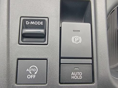 New 2026 Nissan Sentra SR w/ Floor Mat Package FWD image 19