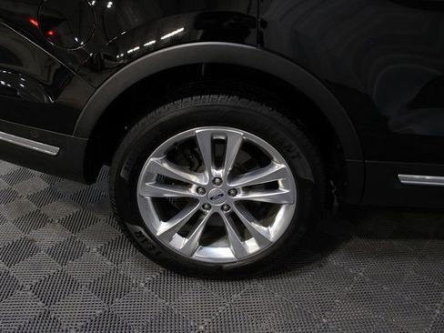 Used 2018 Ford Explorer Limited w/ Equipment Group 301A image 11