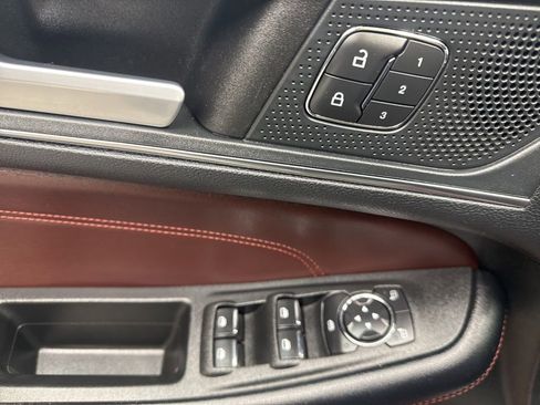 Used 2022 Ford Edge Titanium w/ Equipment Group 301A image 16