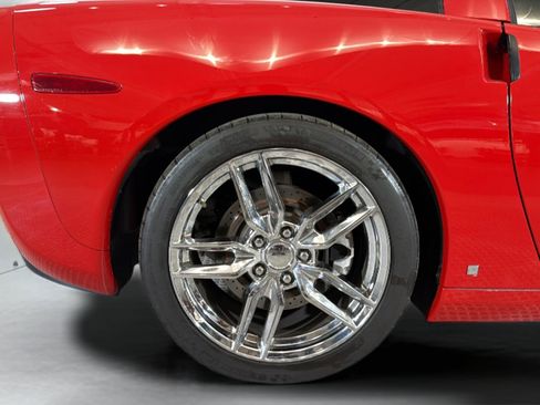 Used 2008 Chevrolet Corvette Coupe w/ Preferred Equipment Group RWD image 35