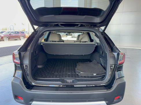 Used 2023 Subaru Outback Limited XT image 7