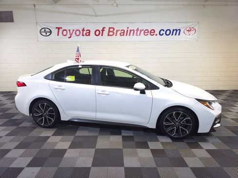 Certified 2021 Toyota Corolla SE w/ Carpet Mat Package (TMS) FWD image 1