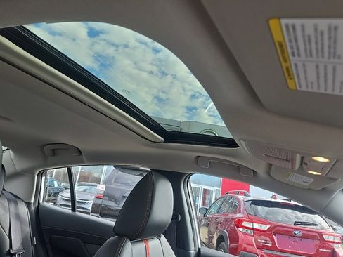 Used 2026 Nissan Sentra SR w/ SR Premium Package image 27