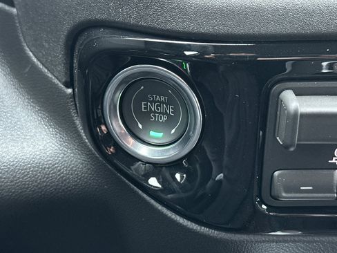 New 2026 GMC Sierra 1500 SLT w/ SLT Premium Package image 20