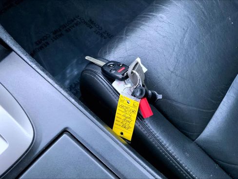 Used 2010 Honda Accord EX-L image 14