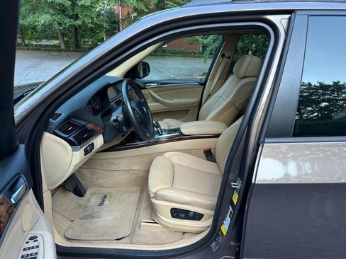 Used 2011 BMW X5 xDrive35i w/ Technology Pkg AWD/4WD image 24