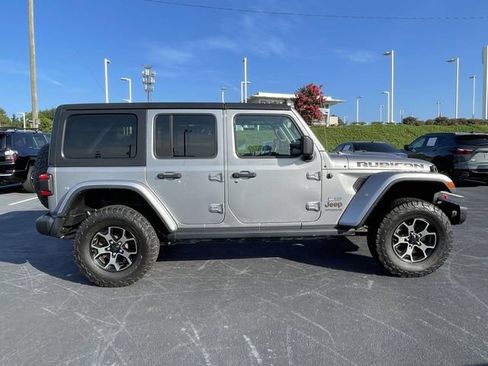 Used 2018 Jeep Wrangler Unlimited Rubicon AWD/4WD image 8