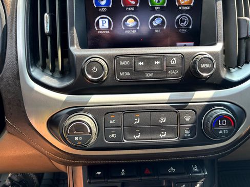 Used 2015 GMC Canyon SLT w/ Driver Alert Package image 33