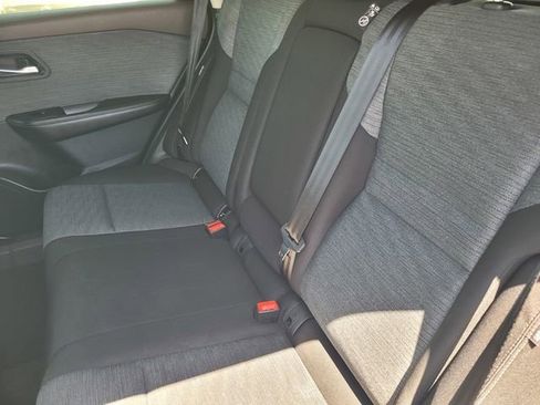 Certified 2023 Nissan Rogue SV FWD image 15