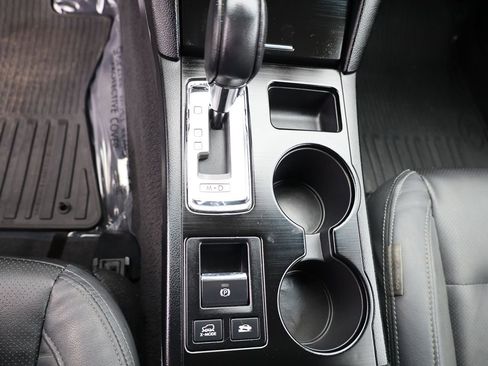 Used 2016 Subaru Outback 2.5i Limited image 33