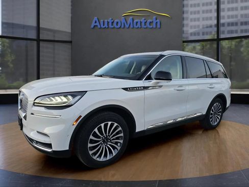 Used 2024 Lincoln Aviator Reserve w/ Equipment Group 201A AWD/4WD image 3