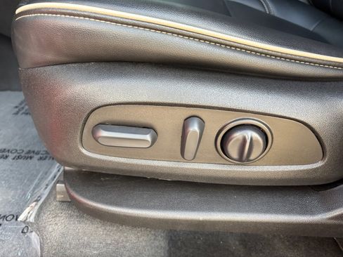 Used 2022 Chevrolet Traverse Premier w/ LPO, 'HIT The Road' Package image 33