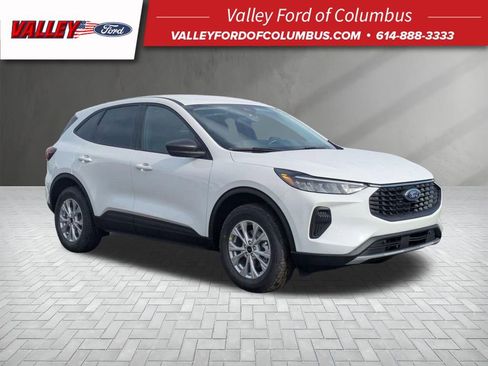 New 2026 Ford Escape Active w/ Tech Pack #1 AWD/4WD image 1