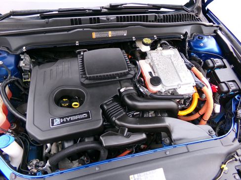 Used 2018 Ford Fusion SE FWD image 33