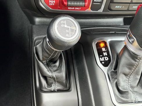 New 2026 Jeep Gladiator Sport image 24