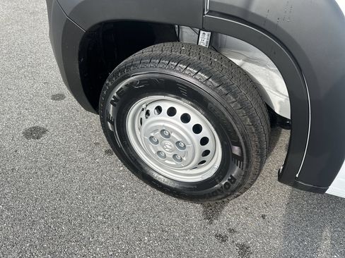 New 2025 RAM ProMaster 1500 w/ Convenience Group FWD image 15