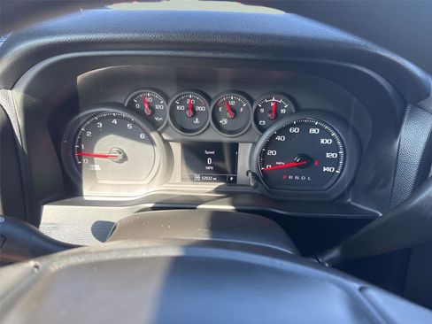 Used 2022 Chevrolet Silverado 2500 Custom image 19