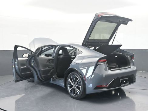 Used 2023 Toyota Prius Limited image 77