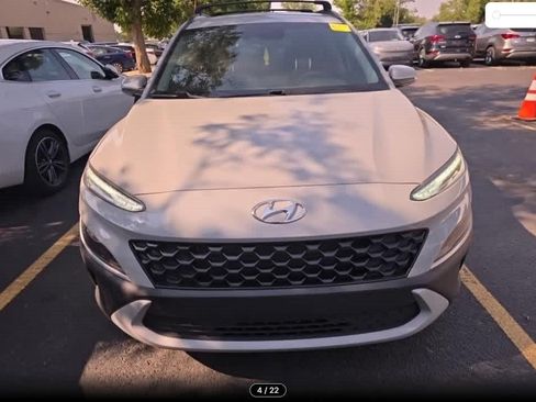 Used 2023 Hyundai Kona SEL FWD image 2