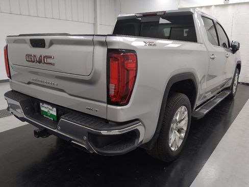 Used 2019 GMC Sierra 1500 SLT w/ SLT Premium Plus Package AWD/4WD image 9