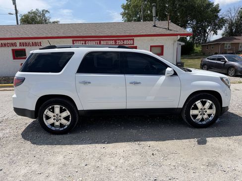 Used 2017 GMC Acadia Limited SLT FWD image 2