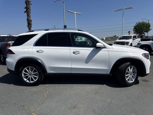 Used 2024 Mercedes-Benz GLE 350 4MATIC image 3
