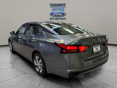Used 2020 Nissan Altima 2.5 S image 3