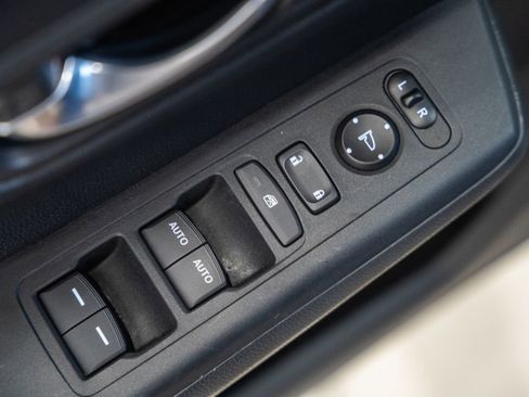 Used 2023 Honda CR-V EX image 35