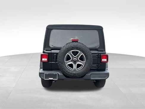 Used 2021 Jeep Wrangler Unlimited Sport image 5