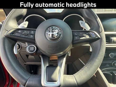 Used 2023 Alfa Romeo Stelvio Veloce AWD/4WD image 11