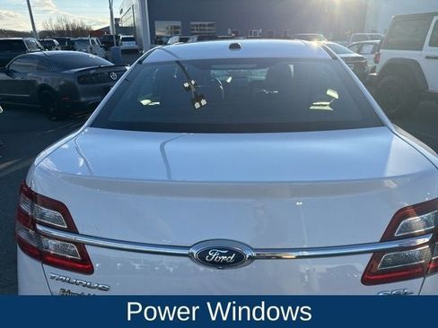 Used 2016 Ford Taurus SEL image 11