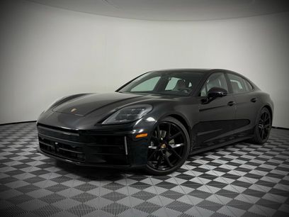 New 2025 Porsche Panamera 4
