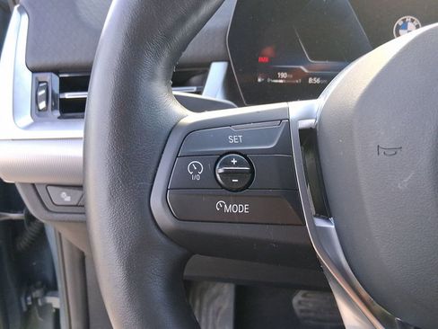 Used 2025 BMW X2 xDrive28i w/ Premium Package image 17