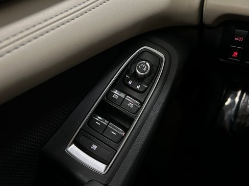 Used 2020 Subaru Ascent Limited w/ Technology Package AWD/4WD image 25