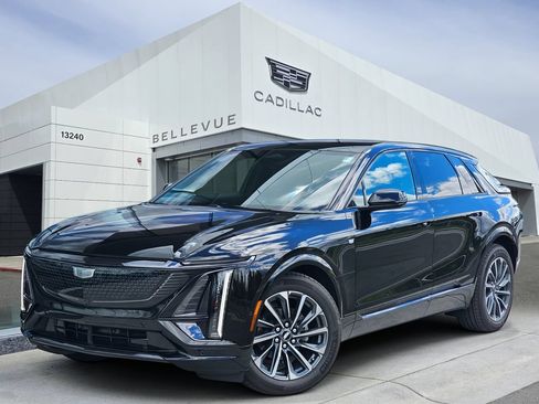 Used 2026 Cadillac Lyriq Sport AWD/4WD image 1