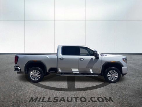 Used 2021 GMC Sierra 2500 Denali w/ Denali Ultimate Package AWD/4WD image 5