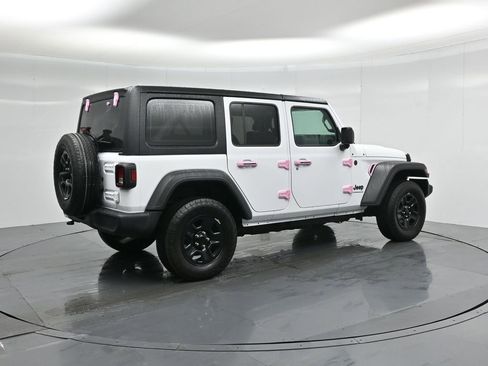 Used 2025 Jeep Wrangler Sport image 24
