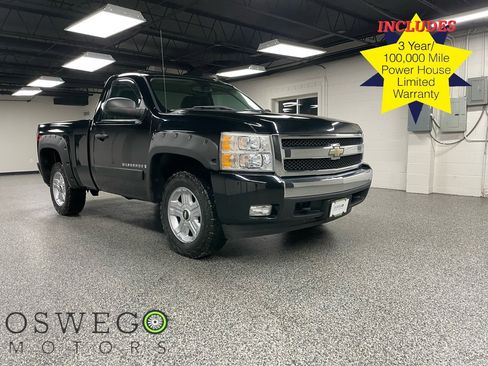 Used 2007 Chevrolet Silverado 1500 LT w/ 1LT Convenience Package image 1