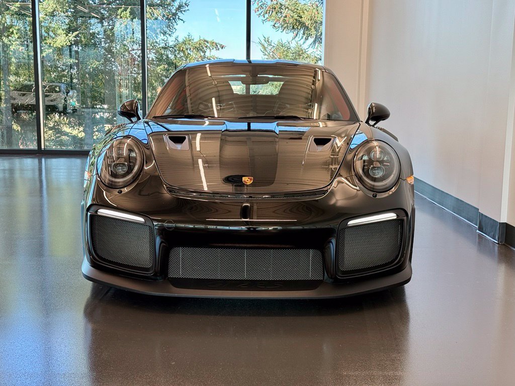 Used 2018 Porsche 911 GT2 RS RWD image 9