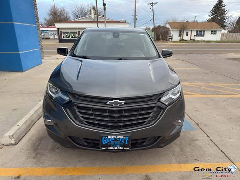 Used 2021 Chevrolet Equinox LT image 3