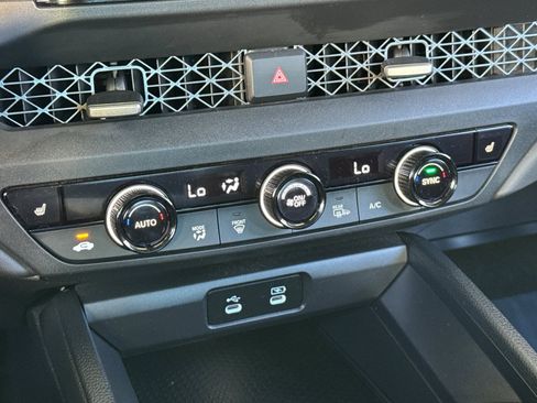 Used 2024 Honda Accord EX image 18
