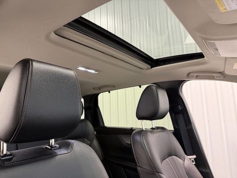 Used 2025 MAZDA CX-90 3.3 Turbo w/ Preferred Package image 18