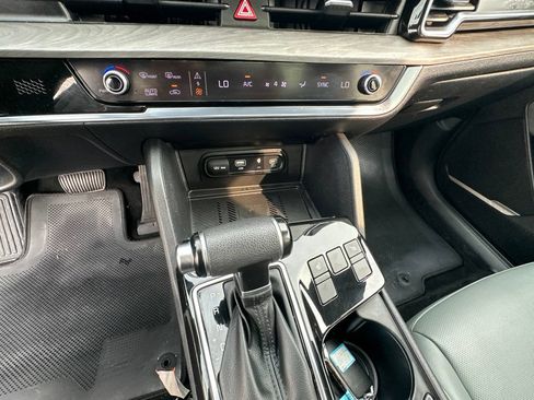 Used 2023 Kia Sportage X-Line w/ X-Line Premium Package AWD/4WD image 17