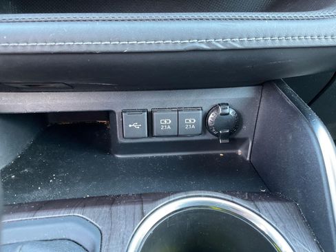 Used 2021 Toyota Highlander Platinum AWD/4WD image 15