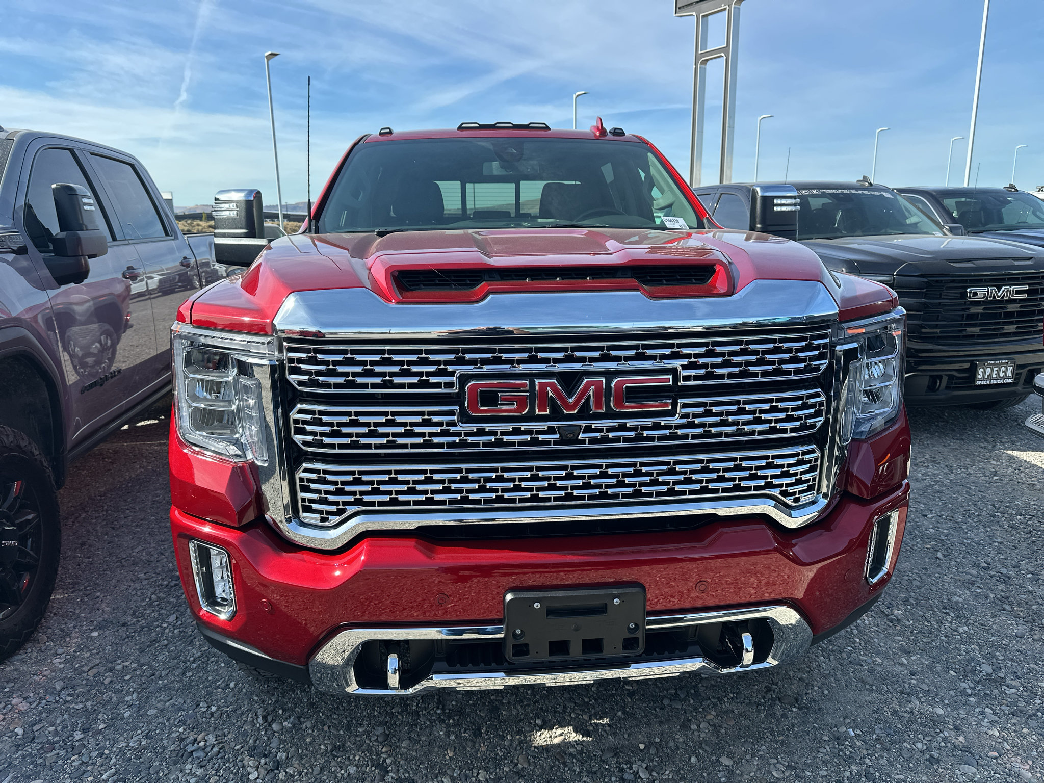 Used 2021 GMC Sierra 3500 Denali AWD/4WD image 3